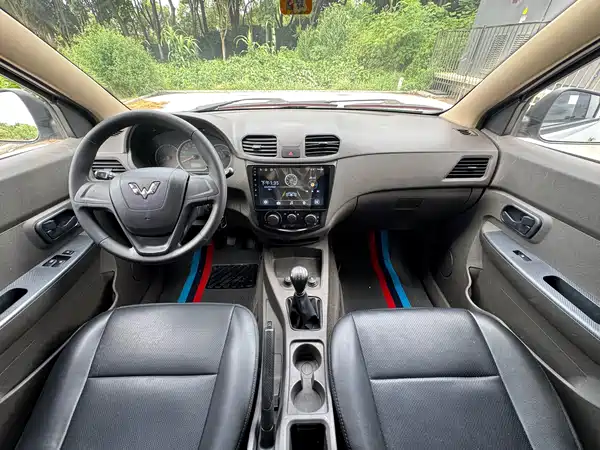 Wuling Hongguang 2021