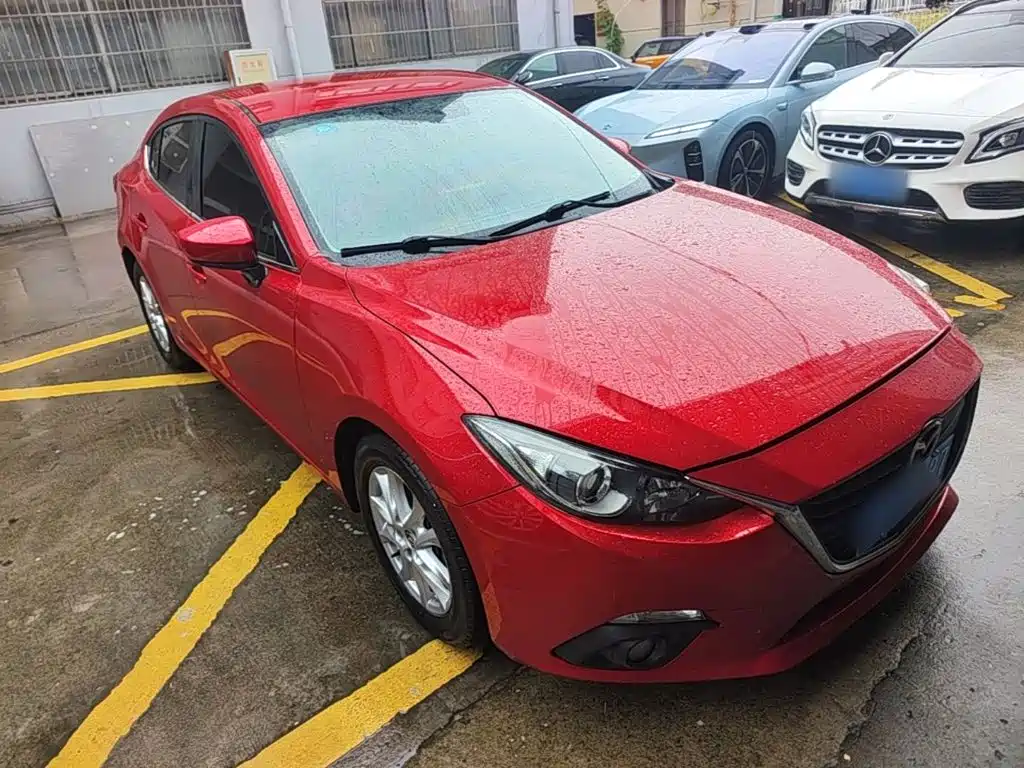 Mazda 3 Axela 2016