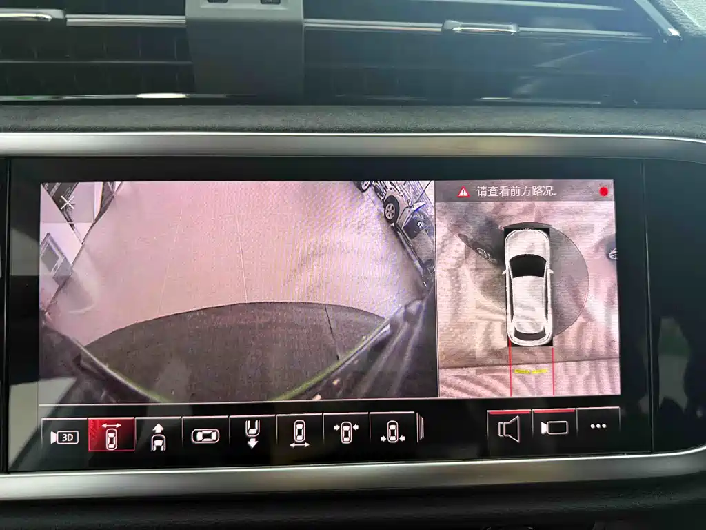 Audi Q3 2022 — фото 18