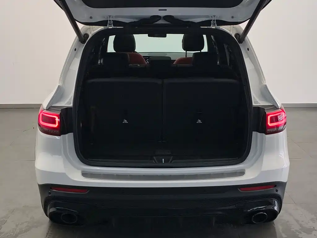 Mercedes-Benz GLB AMG 2021 — фото 19
