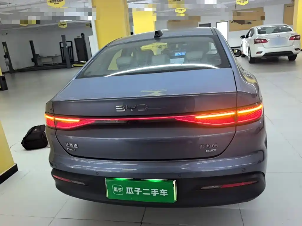 BYD Seal 05 DM-i 2025 — фото 6