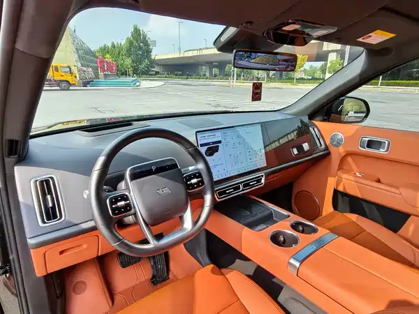 Li Auto L9 2025