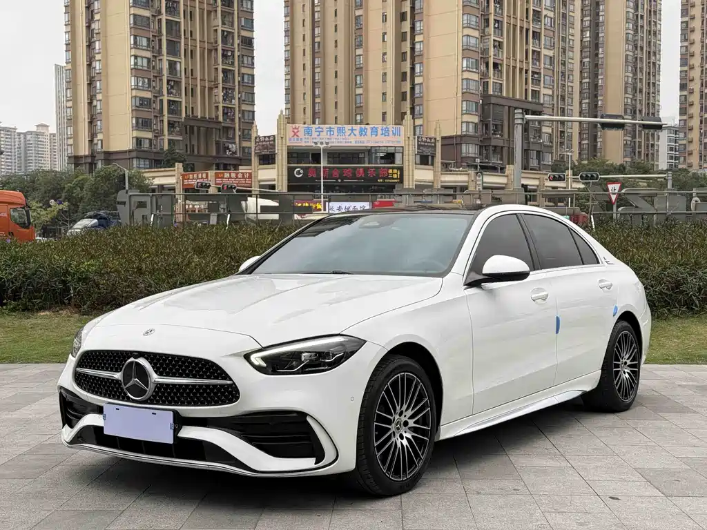 Mercedes-Benz C-Class 2022 — фото 1