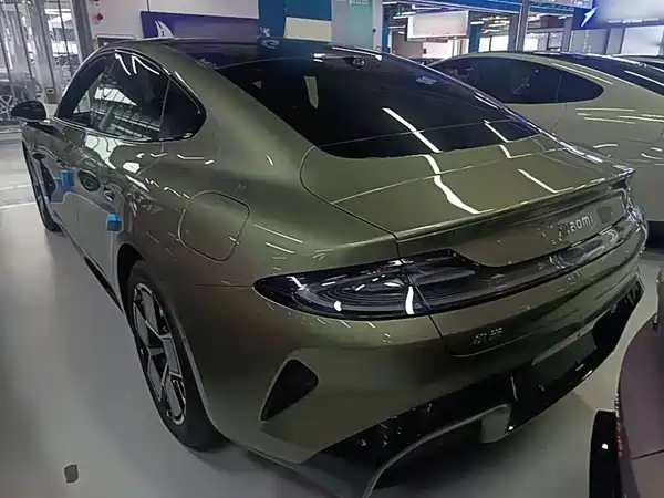 Xiaomi SU7 2025
