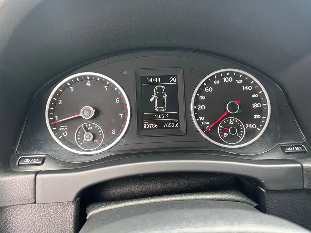 Volkswagen Tiguan 2018 — фото 10
