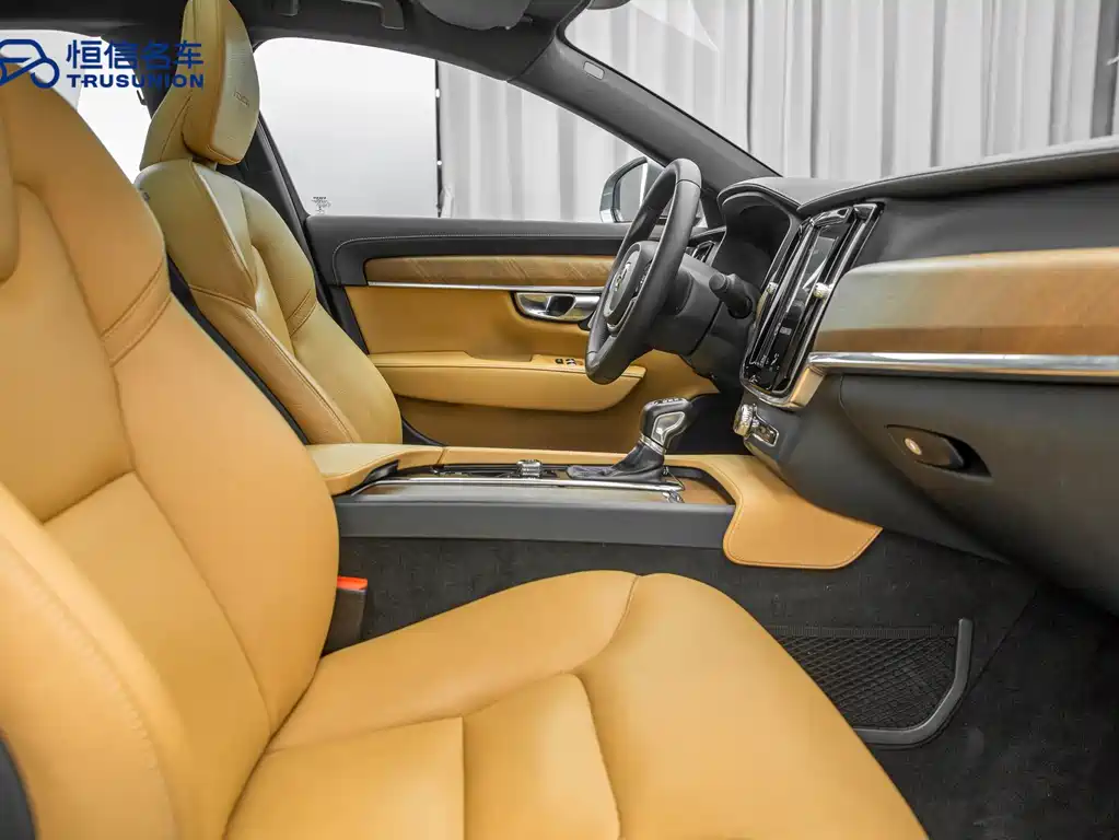 Volvo S90 2018 — фото 13