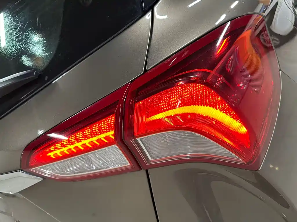 Buick Envision Plus 2018 — фото 14