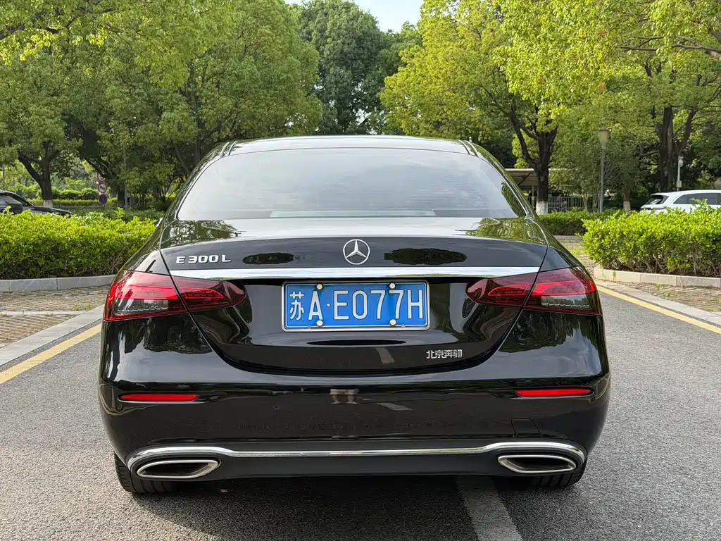 Mercedes-Benz E-Class 2022 — фото 21