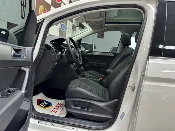 Volkswagen Touran 2022