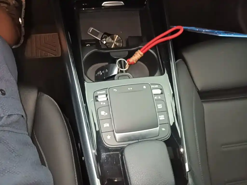 Mercedes-Benz GLA 2021 — фото 14