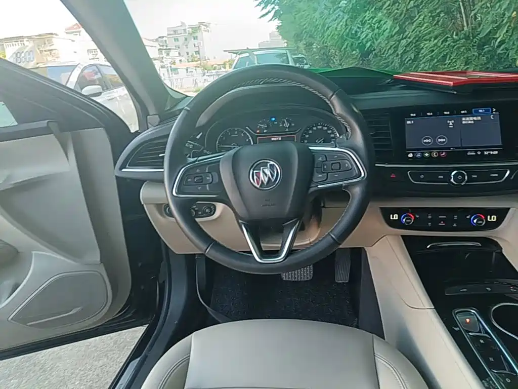 Buick Regal 2021 — фото 11