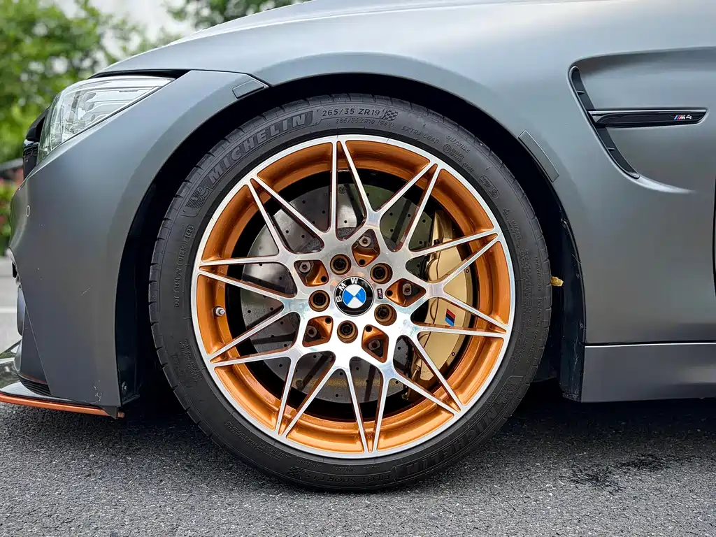 BMW M4 2017 — фото 24
