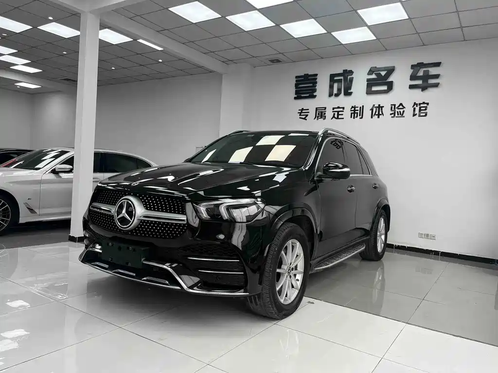 Mercedes-Benz GLE 2021 — фото 1