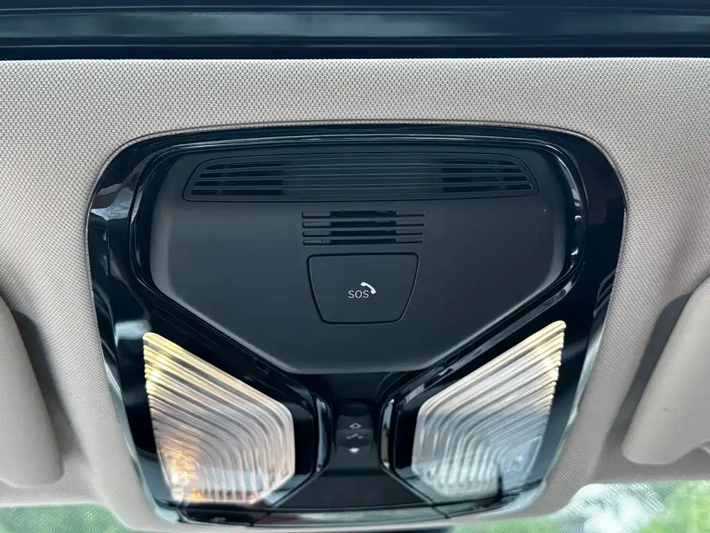 BMW i3 2025 — фото 12