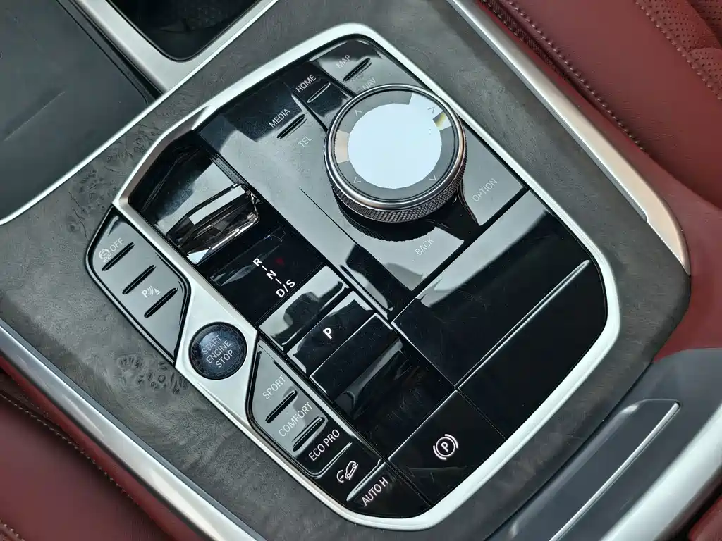 BMW X5 2024 — фото 13