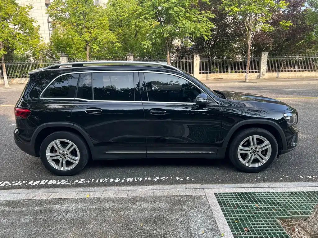 Mercedes-Benz GLB 2022