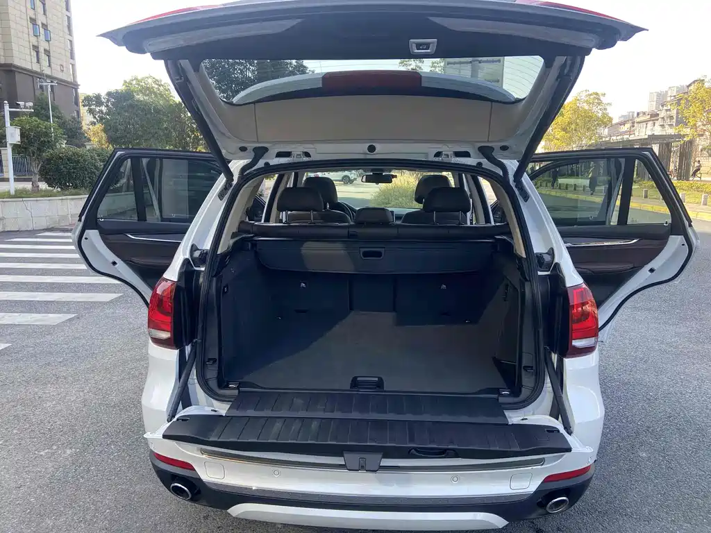 BMW X5 2018 — фото 13