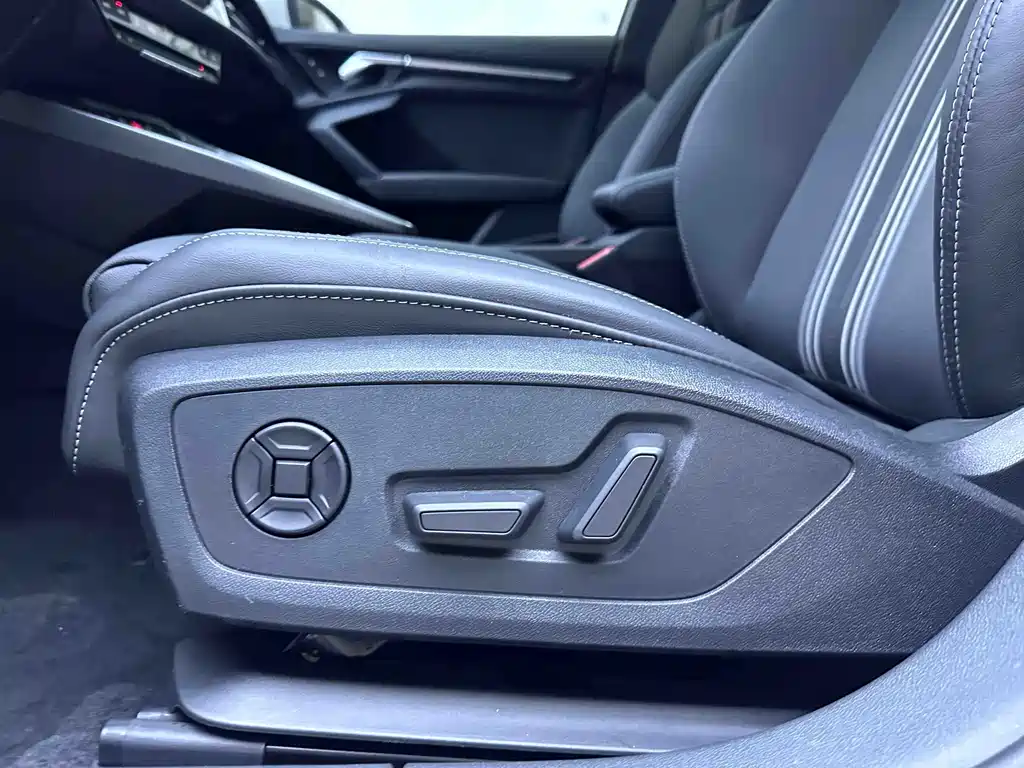 Audi A3 2022 — фото 19