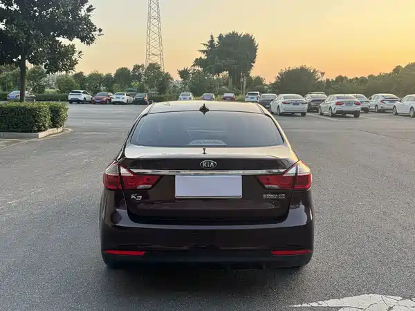 Kia K3 2016