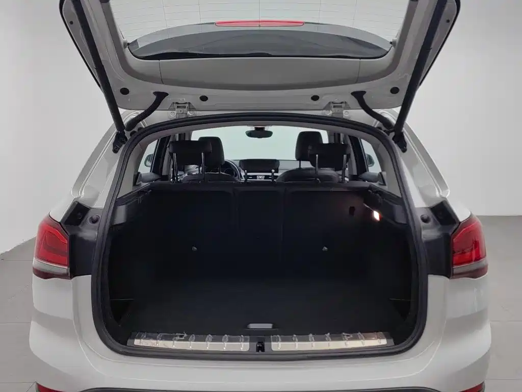 BMW X1 2020 — фото 16