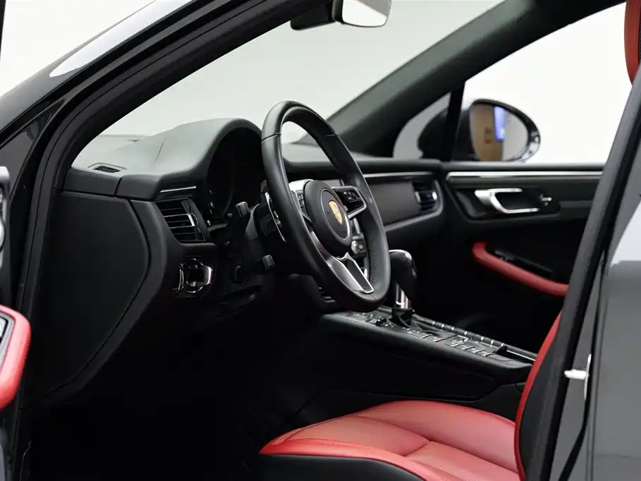 Porsche Macan 2019 — фото 7