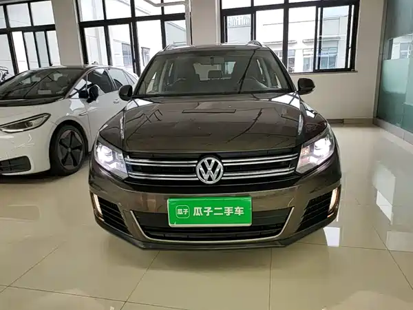 Volkswagen Tiguan 2015