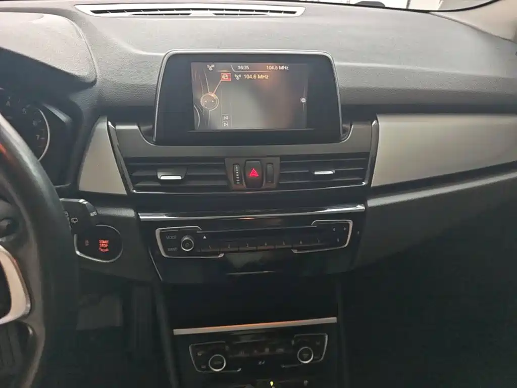 BMW 2 Series Gran Tourer 2018 — фото 13