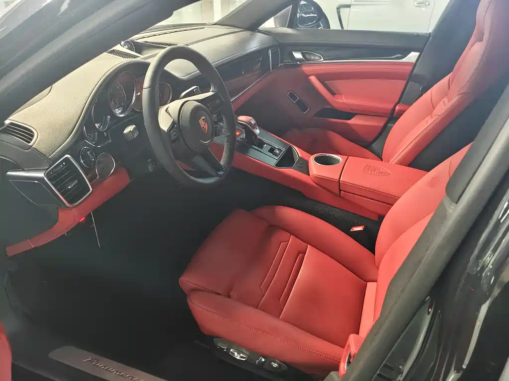Porsche Panamera 2013