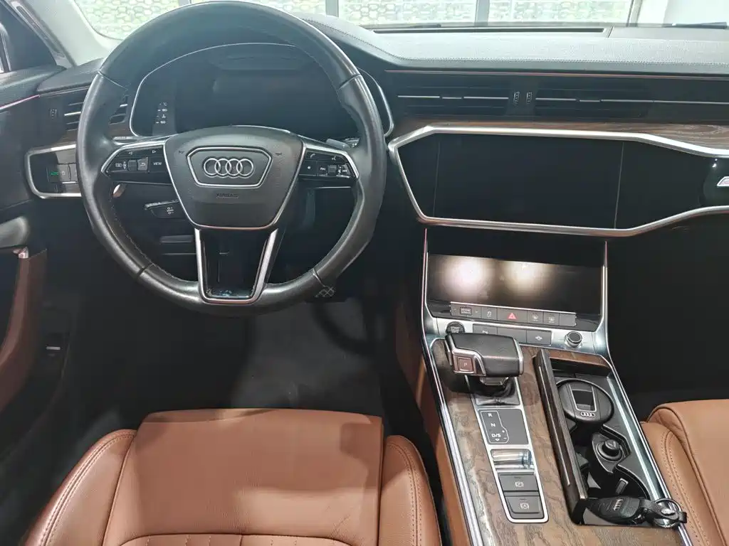 Audi A6L 2021