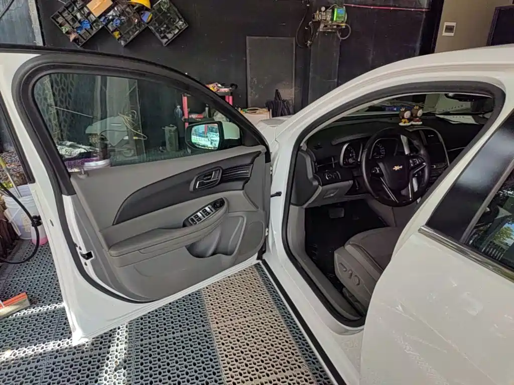 Chevrolet Malibu 2015 — фото 16
