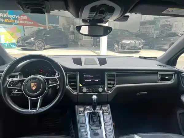 Porsche Macan 2017