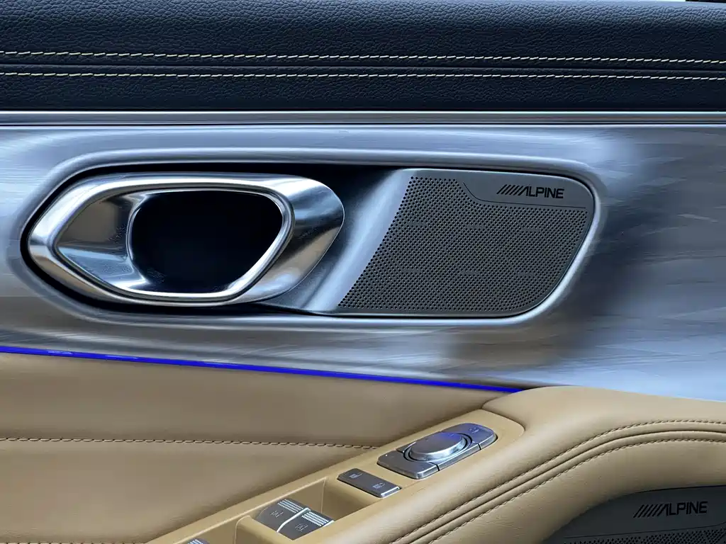 GAC Motor Trumpchi GS8 2024 — фото 14