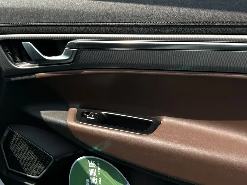 Geely Emgrand GS 2019 — фото 21