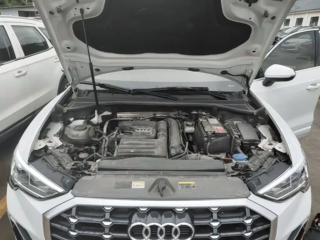 Audi Q3 2022 — фото 20
