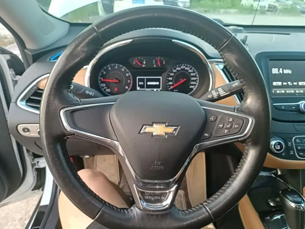 Chevrolet Malibu XL 2017 — фото 11