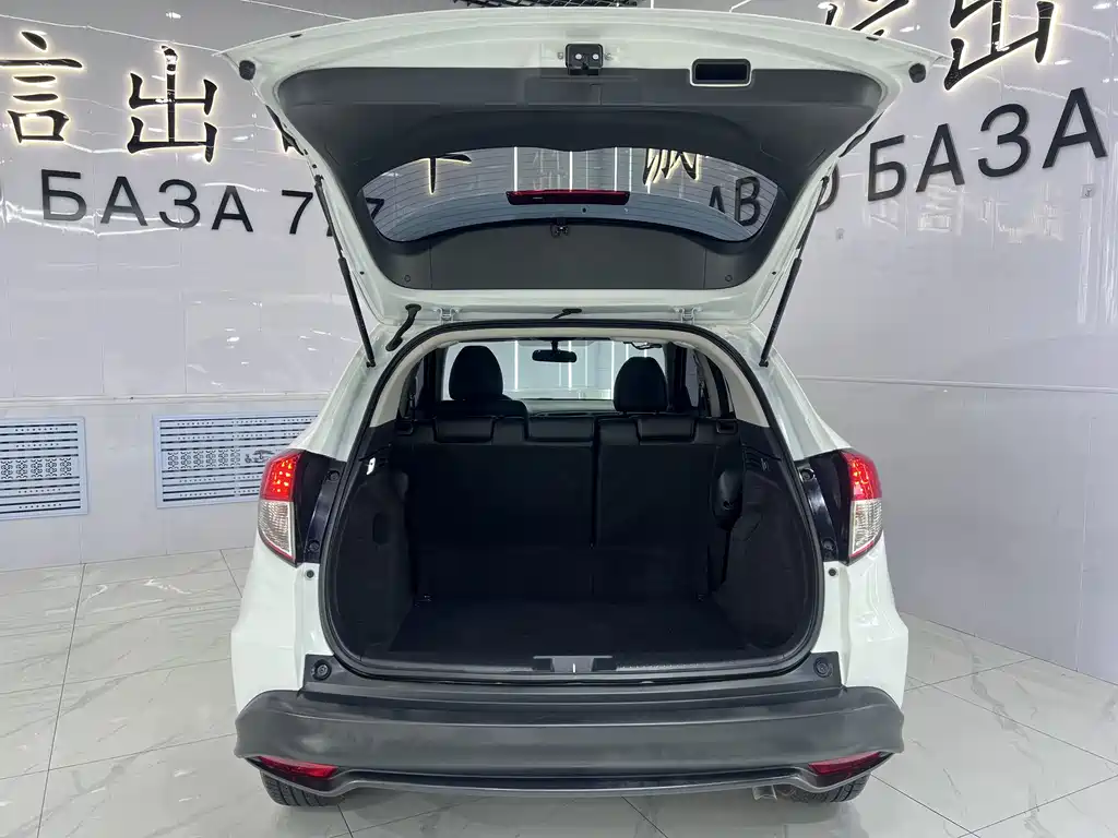 Honda Vezel 2022 — фото 17