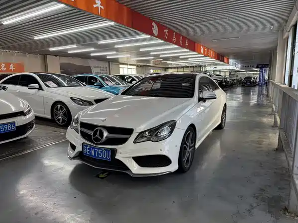 Mercedes-Benz E-Class 2015