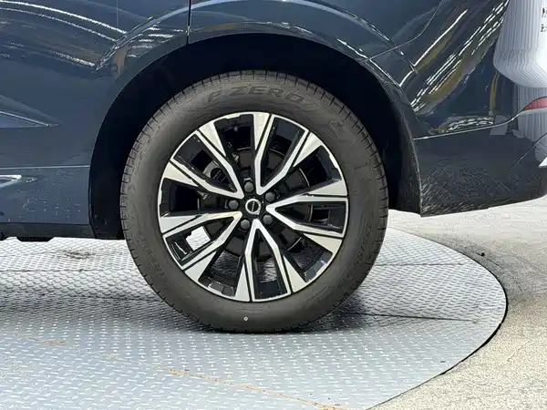 Volvo XC60 2024