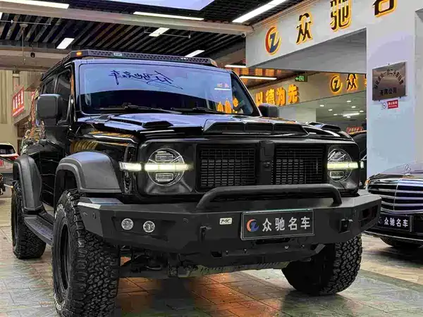Tank 300 2022
