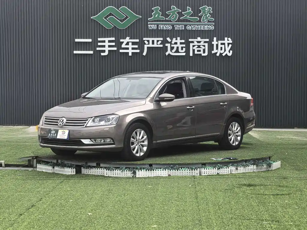 Volkswagen Magotan 2013