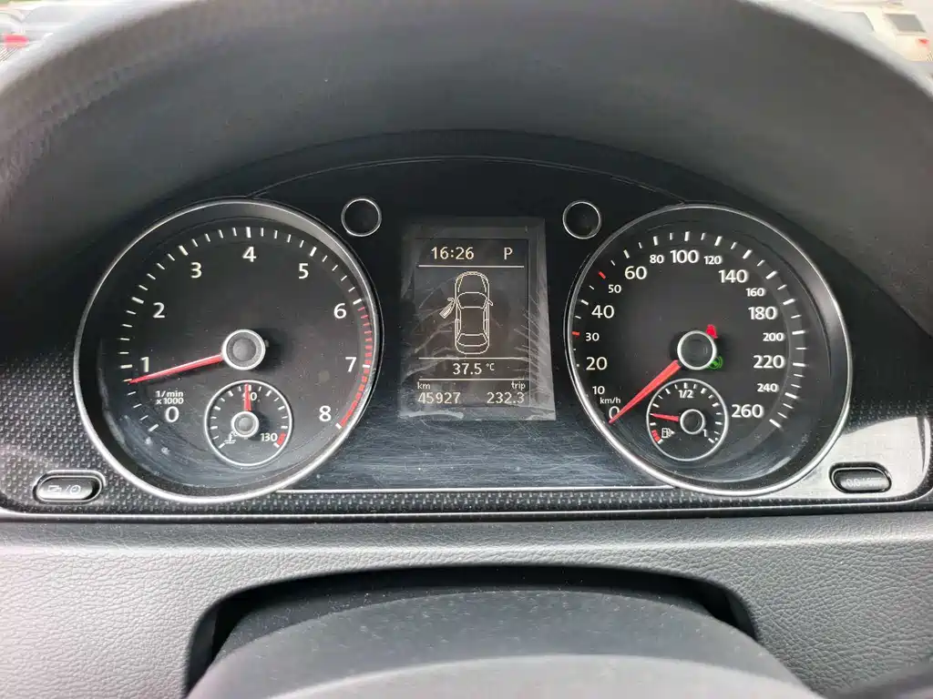 Volkswagen Magotan 2013