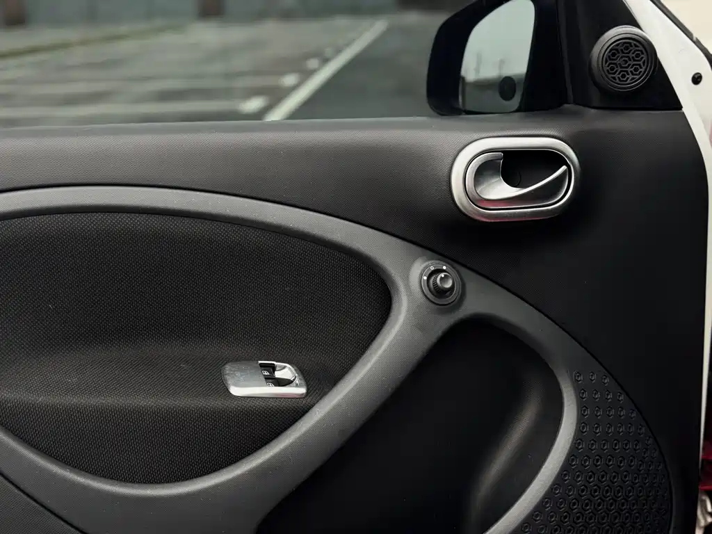 smart Forfour 2017 — фото 16