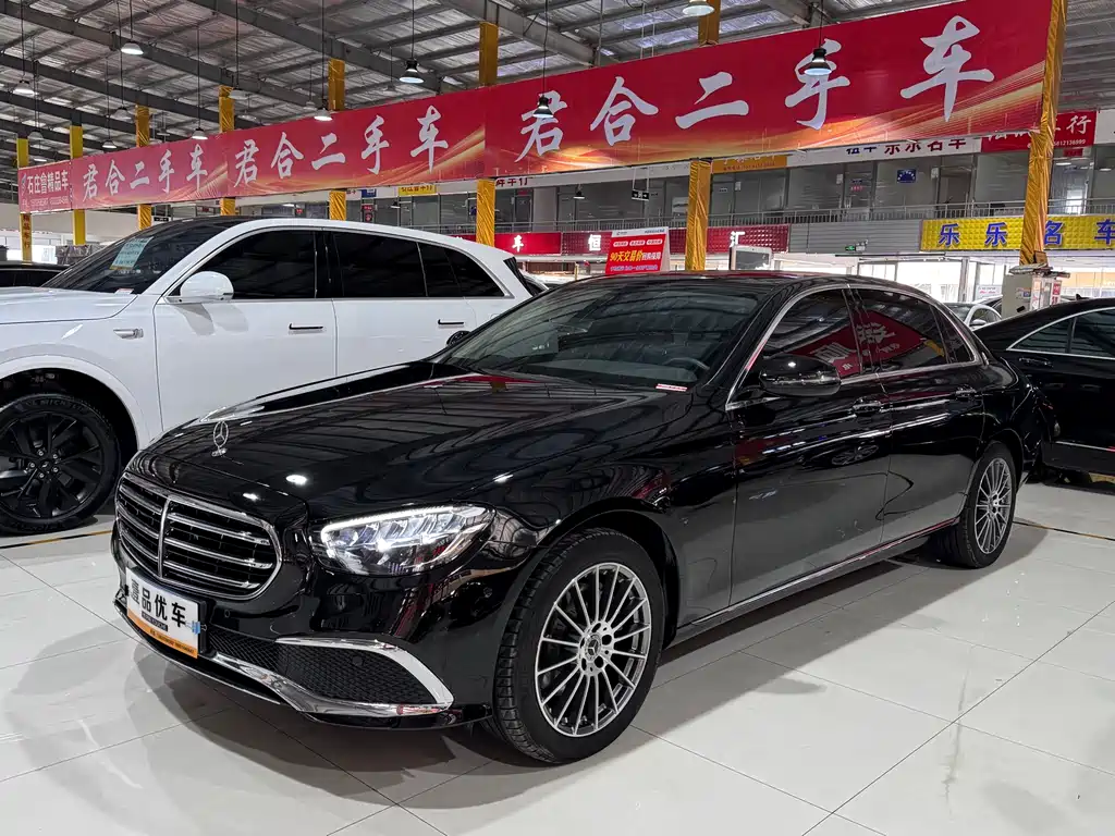 Mercedes-Benz E-Class 2023 — фото 1