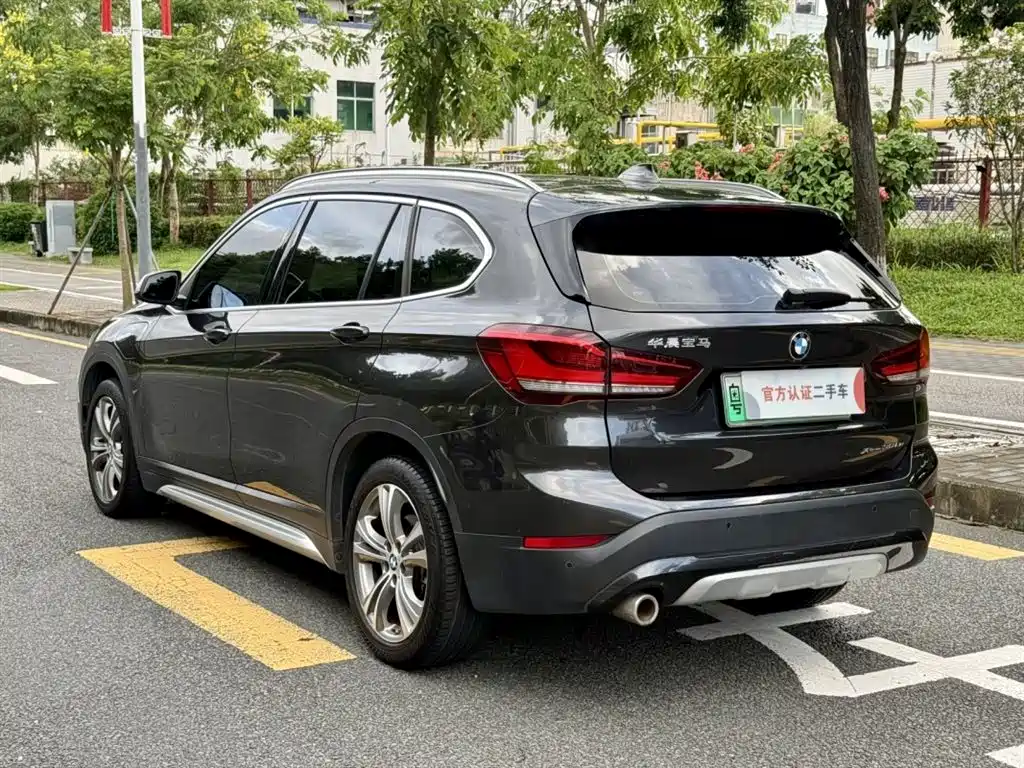 BMW X1 2021