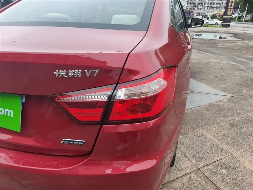 Changan V7 2015 — фото 8