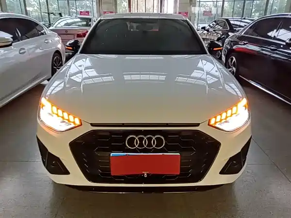 Audi A4L 2023
