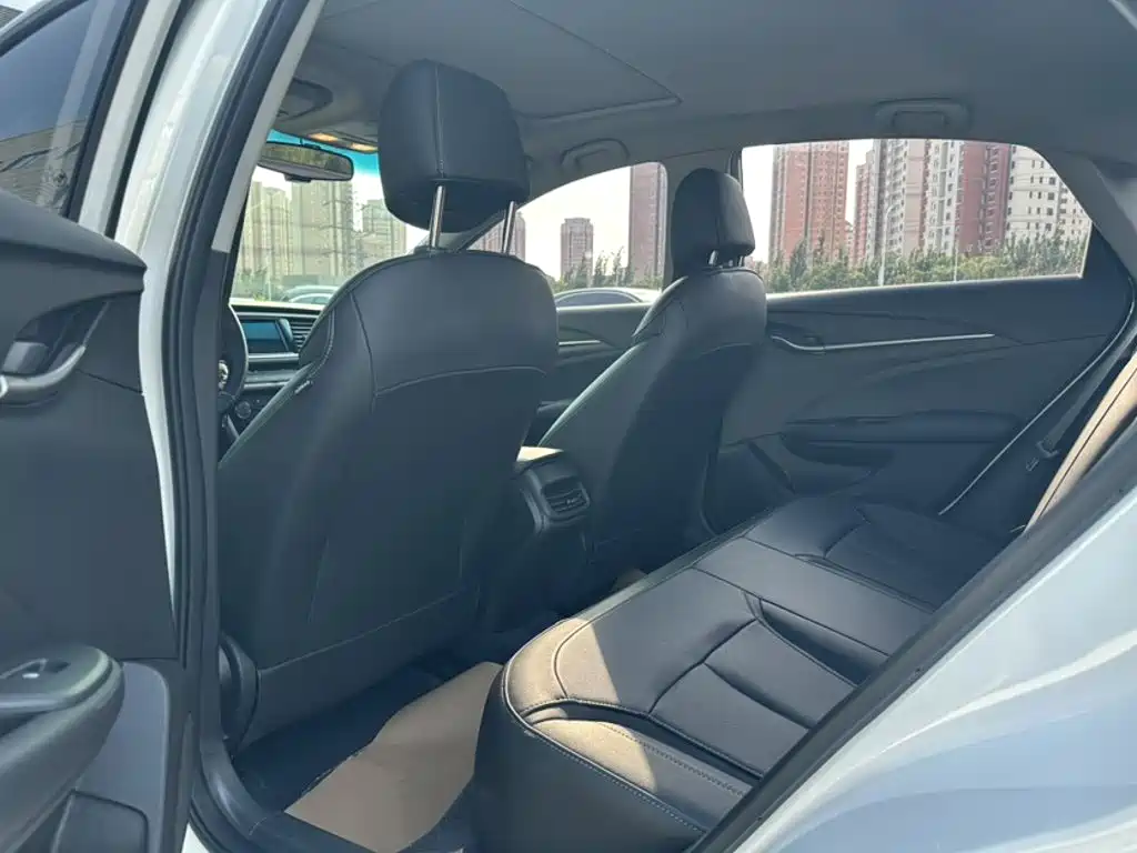 Buick Excelle GT 2021 — фото 11