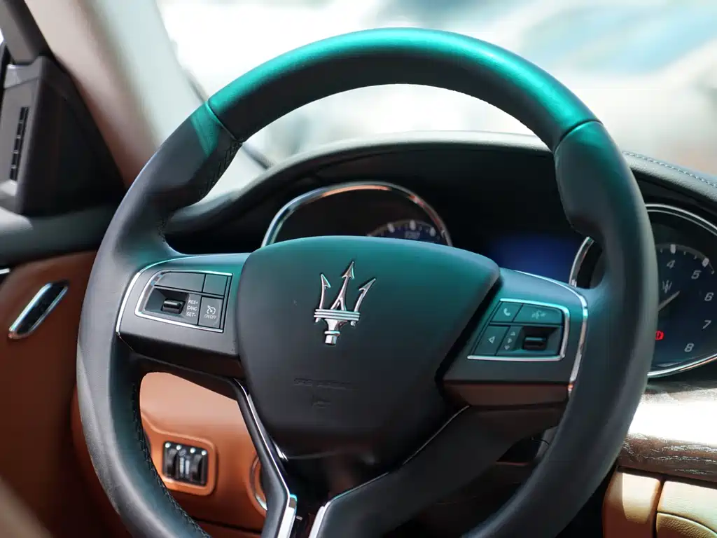 Maserati Quattroporte 2014 — фото 8