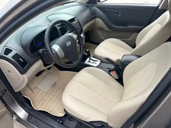 Hyundai Yuedong 2014