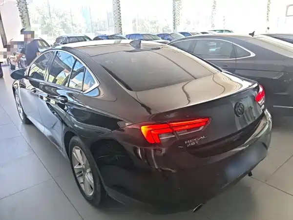 Buick Regal 2018